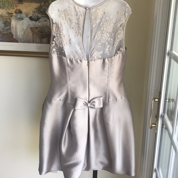 WHITE BY VERA WANG SILVER TAUPE DRESS SATIN / LACE Size 14 Prom-Wedding-Cruise - Picture 3 of 8